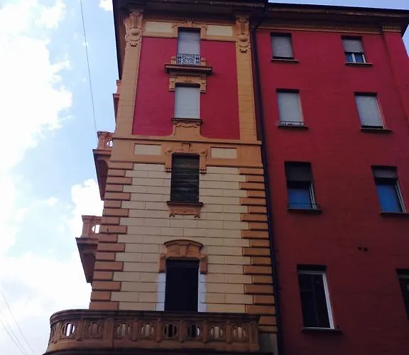 A Casa Di Lu Na 3* Bolonia